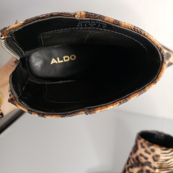 💝 HP 💝 ** FINAL PRICE ** ALDO - Animal Print Booties, size 6.5 - Picture 7 of 7